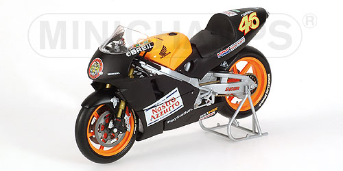 HONDA NSR 500 – VALENTINO ROSSI – TEAM NASTRO AZZURO HONDA – GP 500 TEST BIKE 2000 L.E. 9999 pcs. 1:12 model