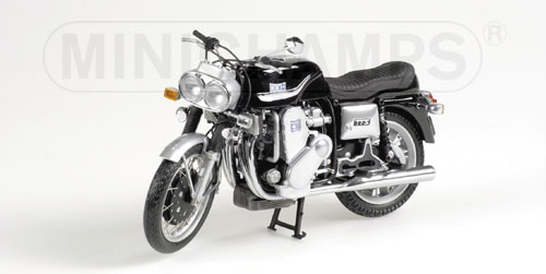 MÜNCH MAMMUT 4 TTS – 1996 – BLACK 1:12 model