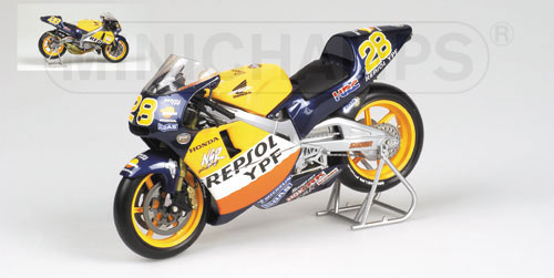 HONDA NSR 500 – ALEX CRIVILLE – TEAM REPSOL YPF HONDA – GP 500 2001 1:12 model
