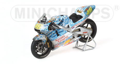 HONDA NSR 500 ‘DIRTY VERSION’ – VALENTINO ROSSI – WORLD CHAMPION – GP 500 2001 MUGELLO L.E. 10999 pcs. 1:12 model