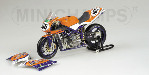 DUCATI 996R F01 SBK – NEIL HODGSON – TEAM HM PLANT DUCATI – WORLD SUPERBIKE 2002 1:12 model