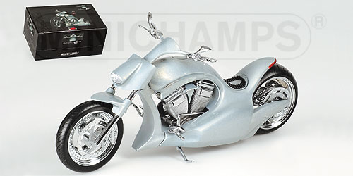 HOLLISTER’S EXCITE – 2003 – LIQUID SILVER 1:12 model