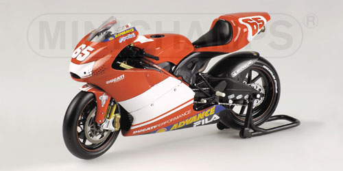 DUCATI DESMOSEDICI – LORIS CAPIROSSI – TEAM DUCATI MARLBORO – MOTOGP 2003 1:12 model
