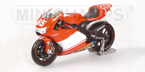 DUCATI DESMO 16 1.GP VICTORY ‘DIRTY’ – LORIS CAPIROSSI – MOTOGP 2003 1:12 model