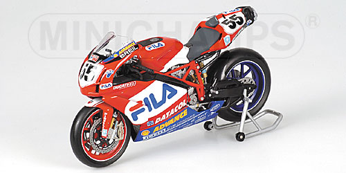 DUCATI 999 F04 – REGIS LACONI – TEAM DUCATI FILA – WORLD SUPERBIKE 2004 1:12 model