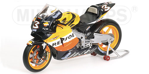 HONDA RC211V – MAX BIAGGI – TEAM REPSOL HONDA – MOTOGP 2005 1:12 model