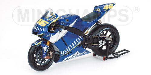 YAMAHA YZR-M1 – VALENTINO ROSSI – WORLD CHAMPION – TEAM GAULOISES YAMAHA – MOTOGP 2005 1:12 model