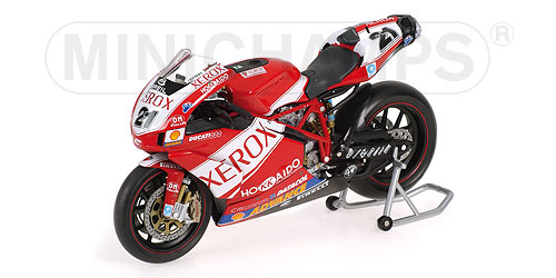 DUCATI 999 F06 – TROY BAYLISS – TEAM DUCATI XEROX – WORLD SUPERBIKE 2006 1:12 model