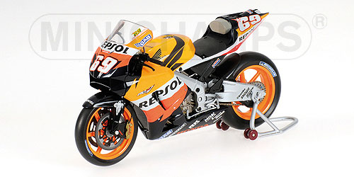 HONDA RC211V – RIDER NICKY HAYDEN – TEAM REPSOL HONDA – MOTOGP 2006 1:12 model