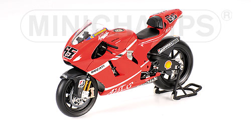 DUCATI DESMO 16 GP7 – LORIS CAPIROSSI – TEAM DUCATI MARLBORO – MOTOGP 2007 1:12 model