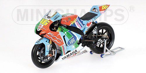 YAMAHA YZR-M1 – VALENTINO ROSSI – TEAM FIAT YAMAHA – MOTOGP 2007 ASSEN 1:12 model