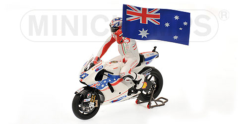 DUCATI DESMOSEDICI GP09 – CASEY STONER – MOTOGP AUSTRALIA 2009 – WITH FIGURINE L.E. 2009 pcs. 1:12 model