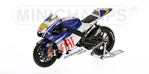 YAMAHA YZR-M1 – VALENTINO ROSSI – TEAM FIAT YAMAHA – MOTOGP 2009 1:12 model