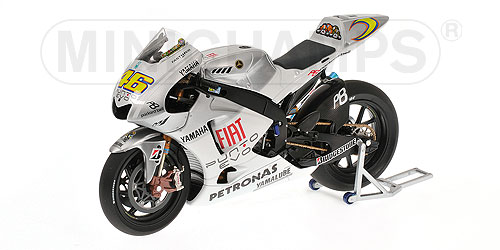 YAMAHA YZR-M1 – VALENTINO ROSSI – TEAM FIAT YAMAHA – MOTOGP ESTORIL 2009 L.E. 5999 pcs. 1:12 model