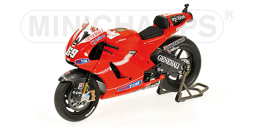 DUCATI DESMOSEDICI GP10 – NICKY HAYDEN – MOTOGP 2010 1:12 model