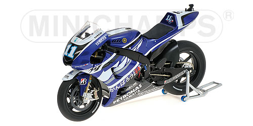 YAMAHA YZR-M1 – BEN SPIES – MOTOGP 2011 L.E. 504 pcs. 1:12 model