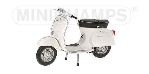 VESPA 125 PRIMAVERA – 1972 – WHITE 1:12 model