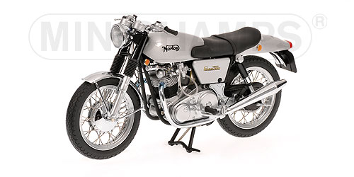 NORTON COMMANDO 750 FASTBACK – 1969 – SILVER 1:12 model