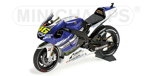 YAMAHA YZR-M1 – YAMAHA FACTORY RACING – VALENTINO ROSSI – MOTOGP 2013 1:12 model