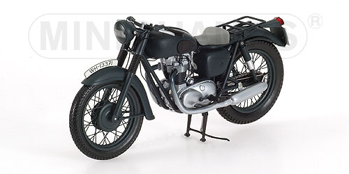 TRIUMPH TR6 – MOVIE ‘THE GREAT ESCAPE’ – STARRING: STEVE MCQUEEN 1:12 model