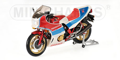 HONDA CB1100R – 1982 – BLUE/RED/WHITE 1:12 model