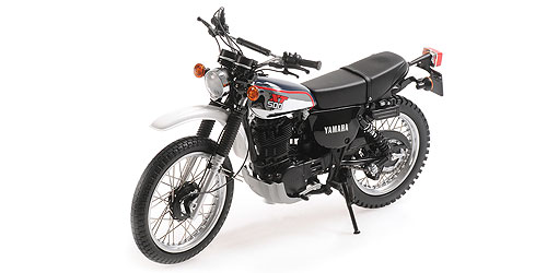 YAMAHA XT 500 – 1986 – DARK BLUE/WHITE 1:12 model