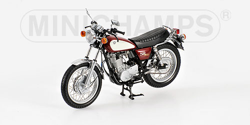 YAMAHA SR 500 – 1988 – RED/WHITE 1:12 model
