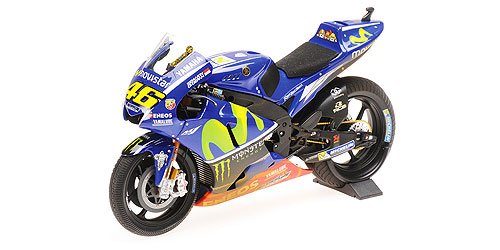 YAMAHA YZR-M1 – VALENTINO ROSSI – W/ RAIN TYRES & DIRTY LOOK – MALAYSIA GP MOTOGP 2017 1:12 model