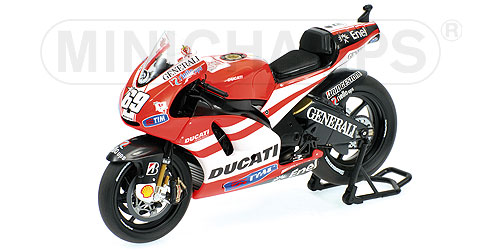 DUCATI DESMOSEDICI – NICKY HAYDEN – MOTOGP 2011 L.E. 700 pcs. 1:12 model