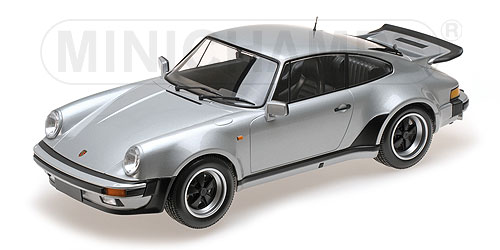 PORSCHE 911 TURBO – 1977 – SILVER 1:12 model