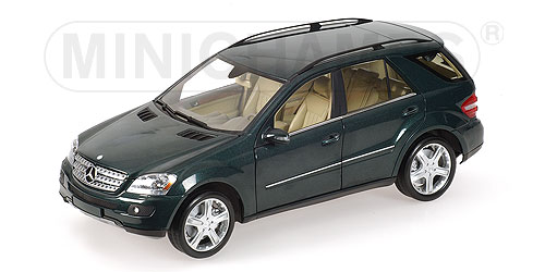 MERCEDES-BENZ M-CLASS (W164) – 2005 – GREEN METALLIC 1:18 model