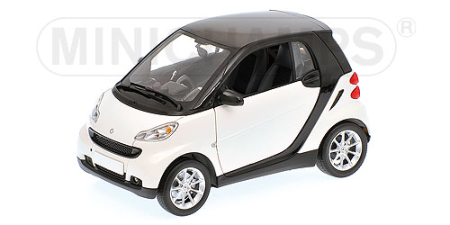 SMART FORTWO (LHD) – 2007 – WHITE/BLACK 1:18 model