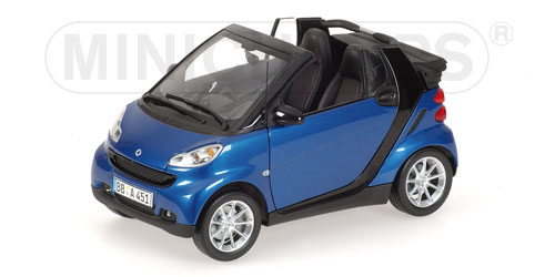 SMART FORTWO CABRIOLET (LHD) – 2007 – BLUE METALLIC 1:18 model