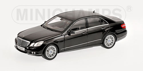 MERCEDES-BENZ E-CLASS (W212) – 2009 – BLACK 1:18 model