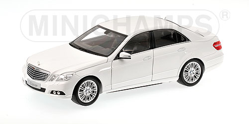 MERCEDES-BENZ E-CLASS (W212) – 2009 – WHITE 1:18 model