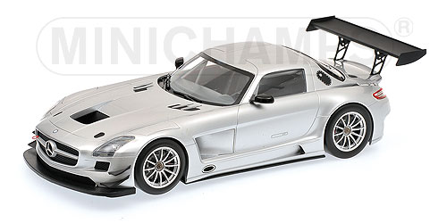 MERCEDES-BENZ SLS AMG GT3 – ‘STREET’ – SILVER – 2011 L.E. 1600 pcs. 1:18 model