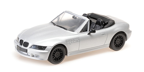 BMW Z3 ROADSTER – 1997 – LIGHT BLUE METALLIC 1:18 model