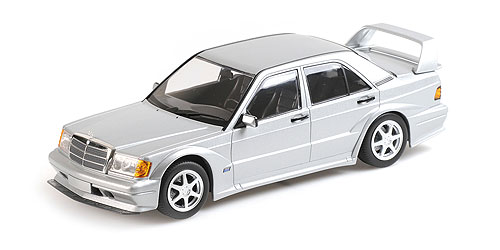 MERCEDES-BENZ 190E 2.5-16 EVO 2 – SILVER 1:18 model