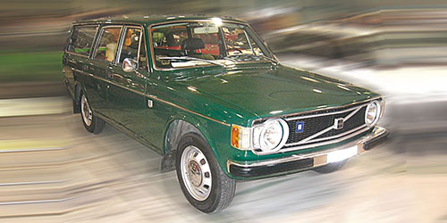 VOLVO 144 BREAK – 1973 – DARK GREEN 1:18 model