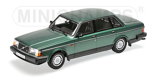VOLVO 240 GL – 1986 – GREEN METALLIC L.E. 702 pcs. 1:18 model
