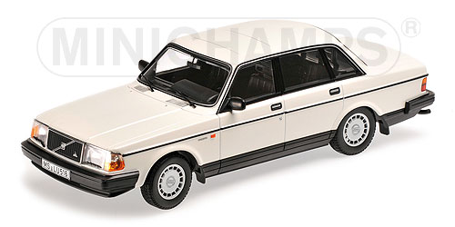 VOLVO 240 GL – 1986 – WHITE - L.E. 504 pcs. 1:18 model