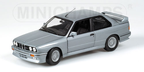 BMW M3 STREET (E30) – 1987 – SILVER 1:18 model