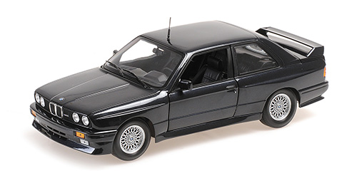 BMW M3 (E30) STREET EVO – 1989 – BLUE METALLIC 1:18 model