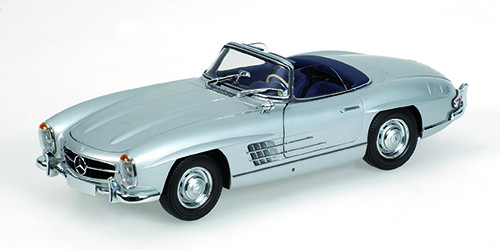 MERCEDES-BENZ 300 SL ROADSTER (W198) – 1957 – SILVER 1:18 model