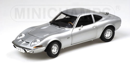 OPEL GT – 1968 – SILVER 1:18 model