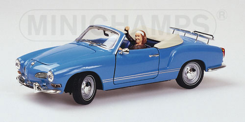 VOLKSWAGEN KARMANN GHIA CABRIOLET – WITH LUGGAGE RACK AND DRIVER – 1970 – BLUE 1:24 model