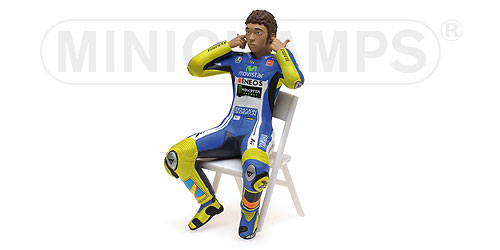 FIGURINE – VALENTINO ROSSI – MOTOGP 2014 – ‘CHECKING THE EAR PLUGS’ L.E. 750 pcs. 1:12 model