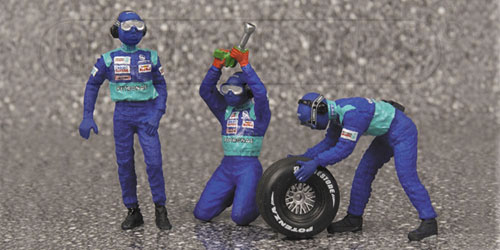SAUBER FRONT TYRE CHANGE SET PS’02 1:43 model