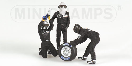 MCLAREN FRONT TYRE CHANGE SET PS’02 1:43 model