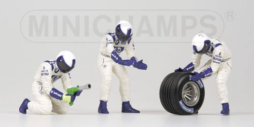 WILLIAMS REAR TYRE CHANGE SET PS’02 1:43 model